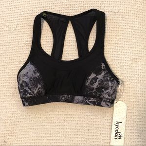 Women’s Sports Bra